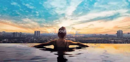 Pride Panorama Image 8