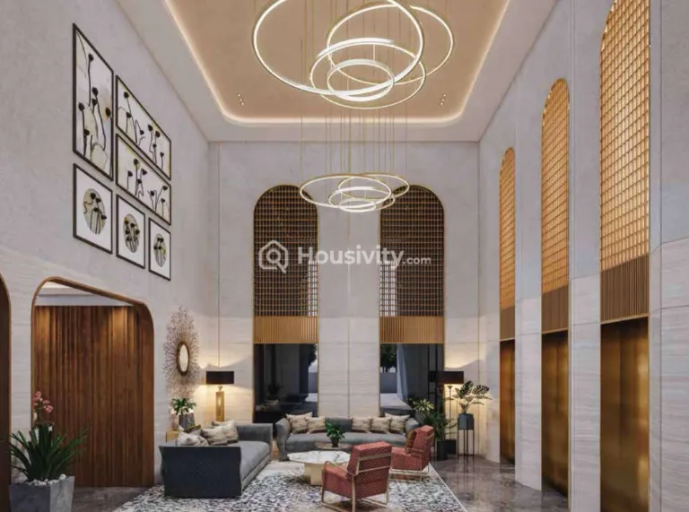 Manav La Centra Image 3