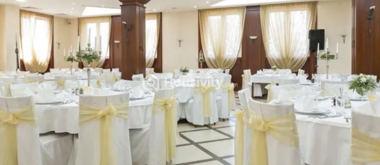 Manav La Moda Image 5