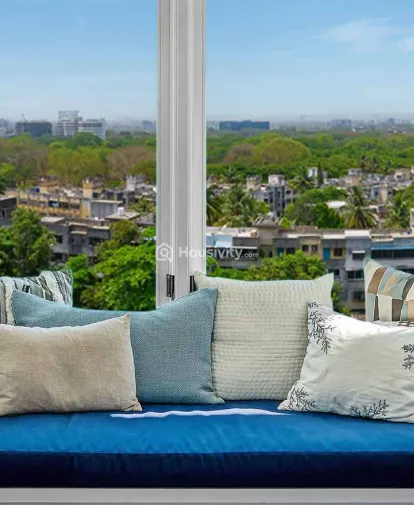 Mahindra Nestalgia Image 2