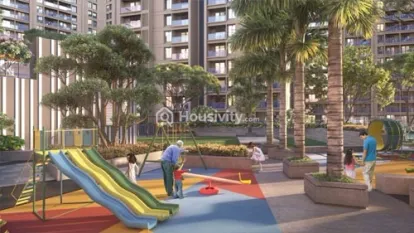 Basil Maximus Image 2