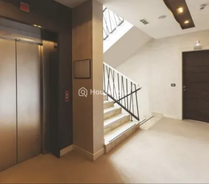 Pandit The Crest Image 5