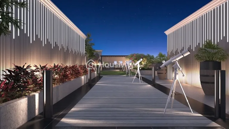 Aaiji Crystal Image 5