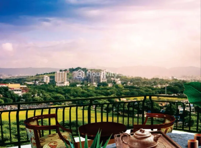 Silver Paradise Image 4