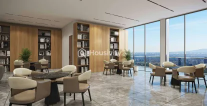 Pyramid Crown Eight Image 7