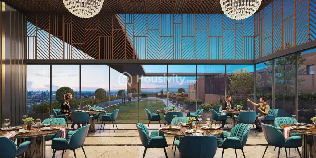 Pyramid Crown Eight Image 4