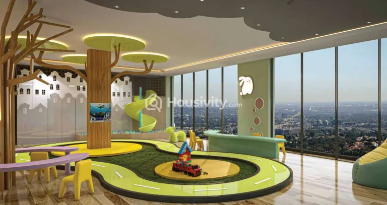 Pyramid Crown Eight Image 5