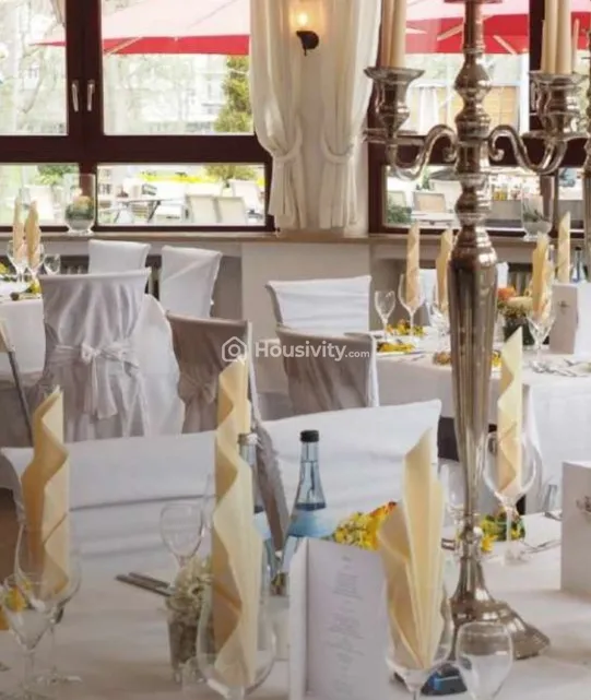 Qualcon Season Square Image 2