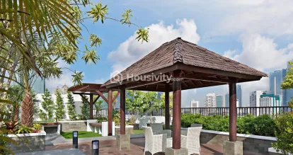 LK Damayanti Image 5