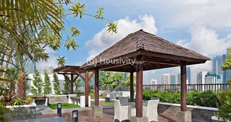 LK Damayanti Image 5