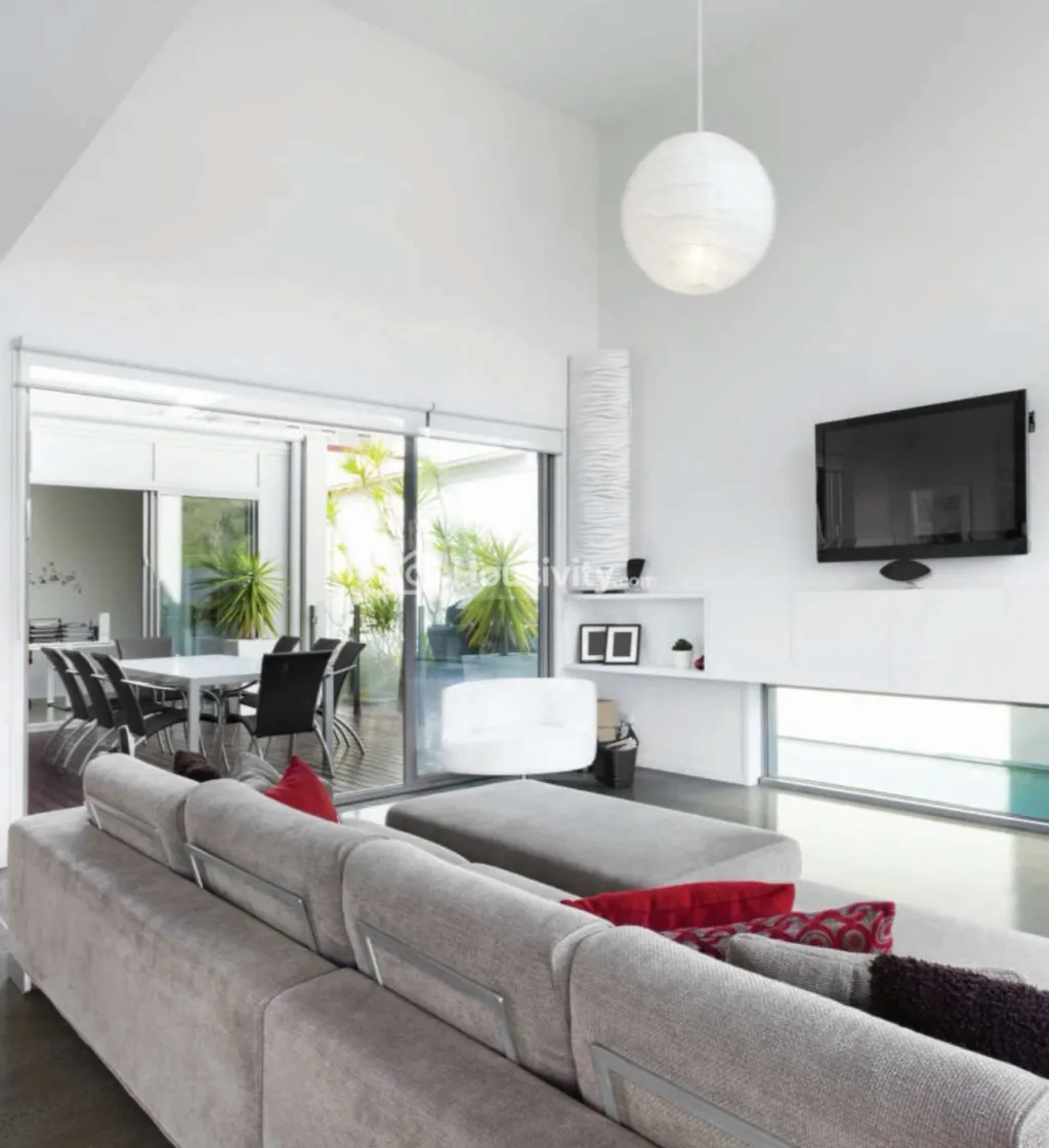 Sandeep White Square Image 4