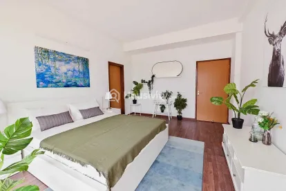 SS Linden Floors Image 4