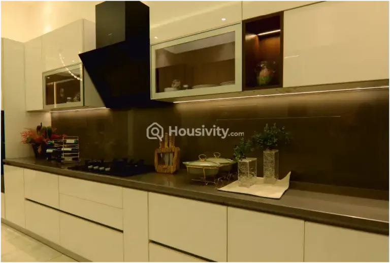 Noble Ayra 1 Image 1