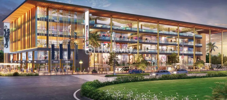 Saya Piazza Image 1