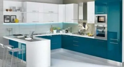 India Emerald Crest Image 2