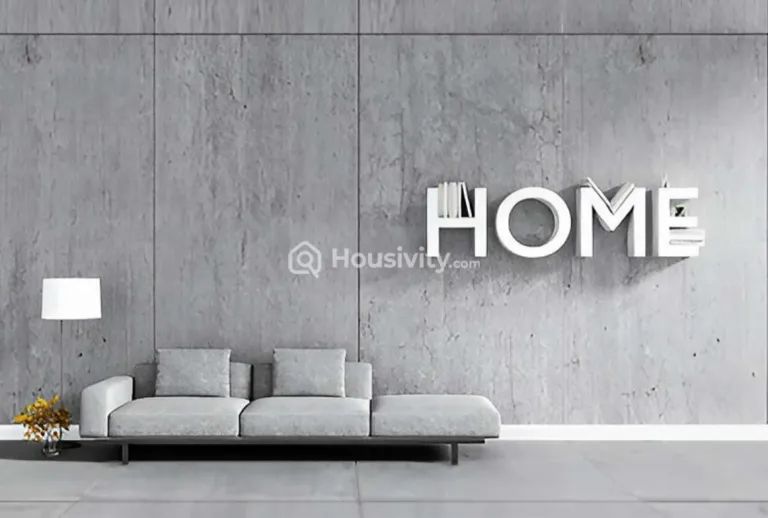 India The Regalia Crest Image 1