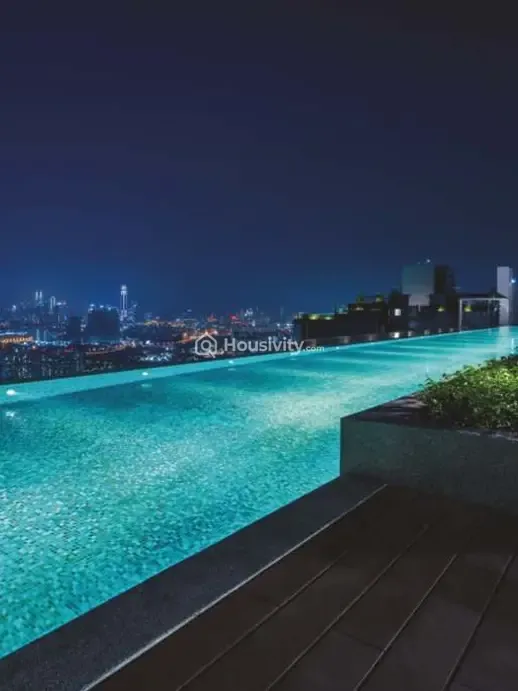 Manhattan by Vamsiram Image 3