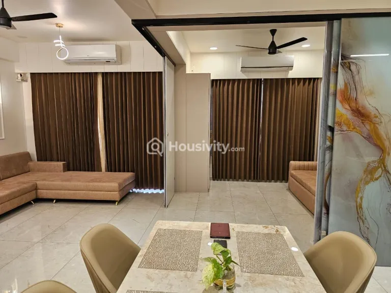 3 BHK Flat for Sale in Sargasan, Gandhinagar Image 5