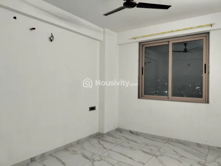 2 BHK Flat for Rent in Sargasan, Gandhinagar Image 6