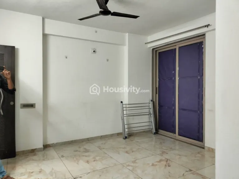 2 BHK Flat for Rent in Sargasan, Gandhinagar Image 12