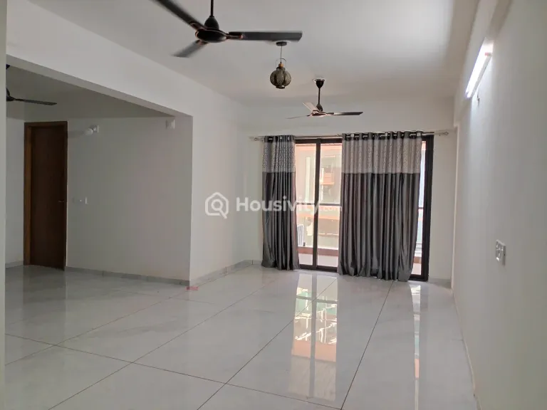 3 BHK Flat for Rent in Sargasan, Gandhinagar Image 10