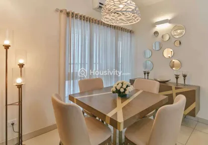 Prestige Courtyards Image 6