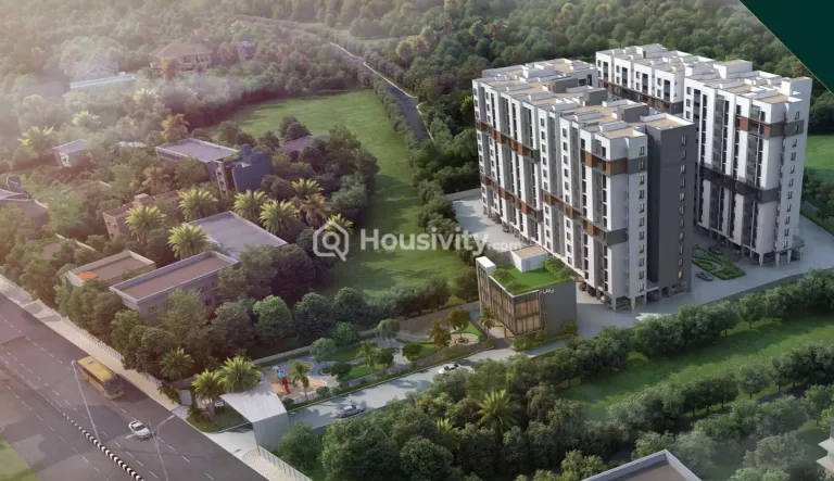 Ruby Courtyard Image 4