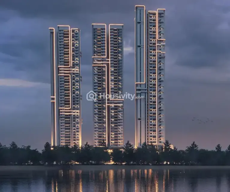 The Marquise Thumbnail