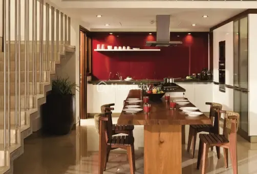 Total Pursuit Of A Radical Rhapsody Image 6