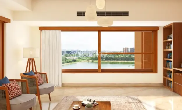 Total Pursuit Of A Radical Rhapsody Image 5