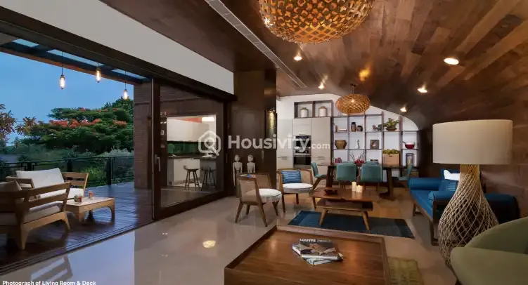 Total That Quiet Earth Image 2