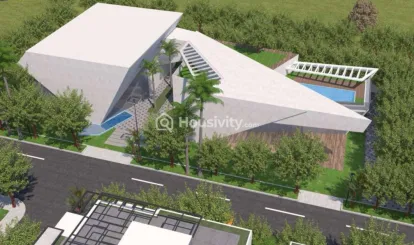 Ira The Square Villas Image 5