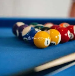 Risinia The Twinz Image 4