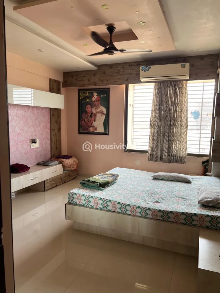 4 BHK Flat for Sale in Science city, Ahmedabad Image 4