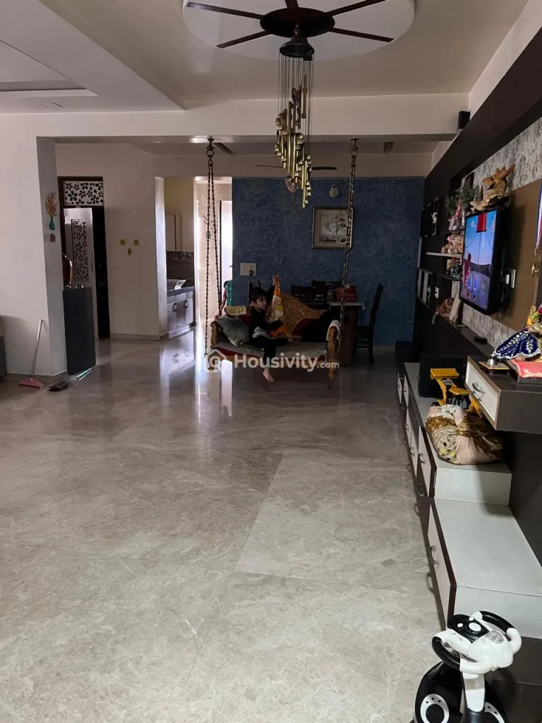 4 BHK Flat for Sale in Science city, Ahmedabad Image 1