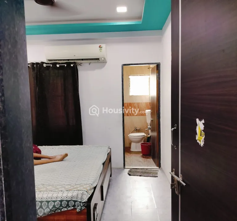 4 BHK Flat for Sale in Bopal, Ahmedabad Image 1