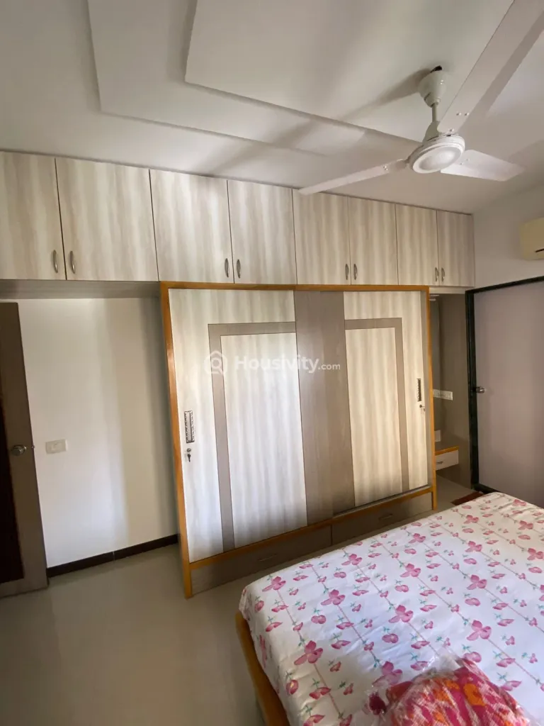 3 BHK Flat for Sale in Bodakdev, Ahmedabad Image 11