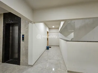 2 BHK Flat On Rent Image 1