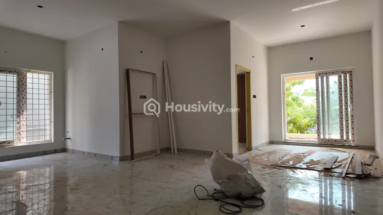 3 BHK Flat for Sale in Valasaravakkam, Chennai Image 3