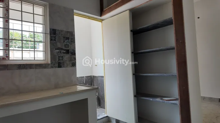 3 BHK Flat for Sale in Valasaravakkam, Chennai Image 5