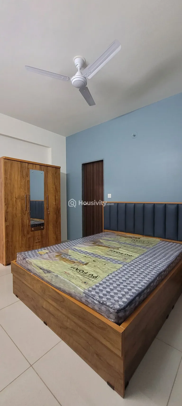 3 BHK Flat for Rent in Vaishnodevi, Ahmedabad Image 8