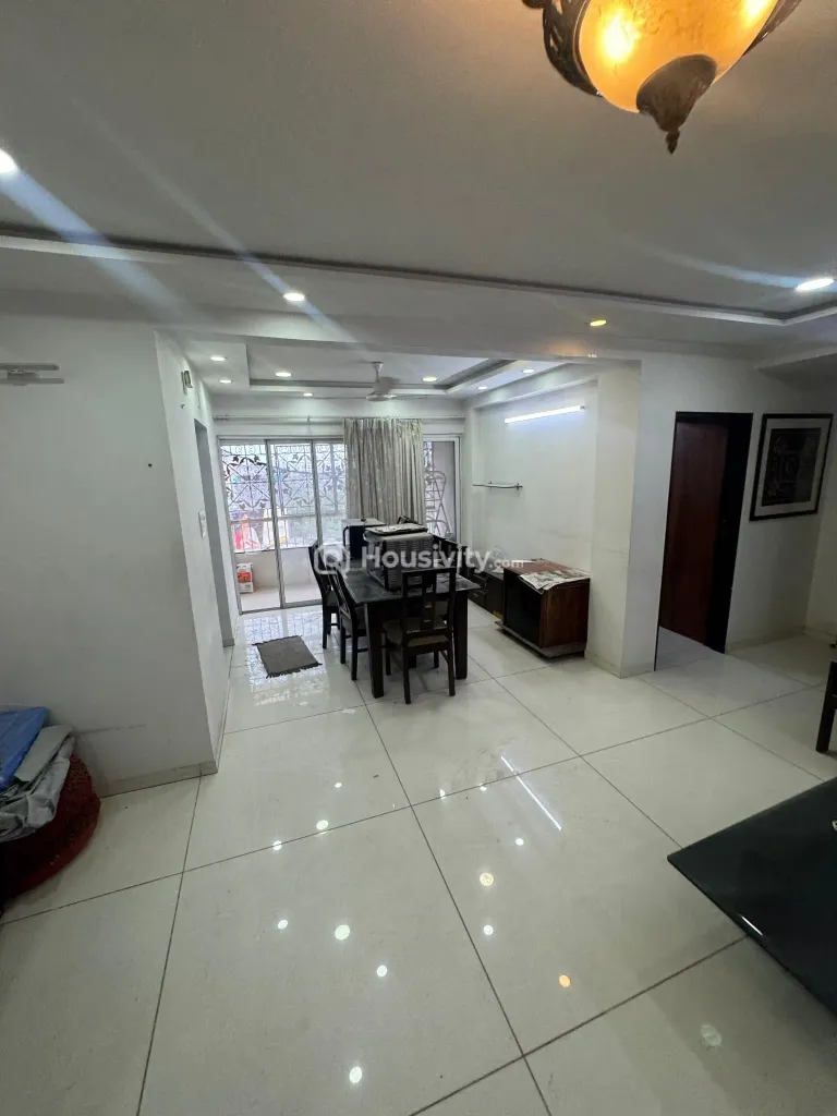 3 BHK Flat for Rent in vastrapur, Ahmedabad Image 2
