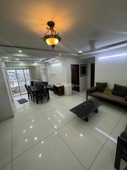 3 BHK Flat for Rent in vastrapur, Ahmedabad Image 3