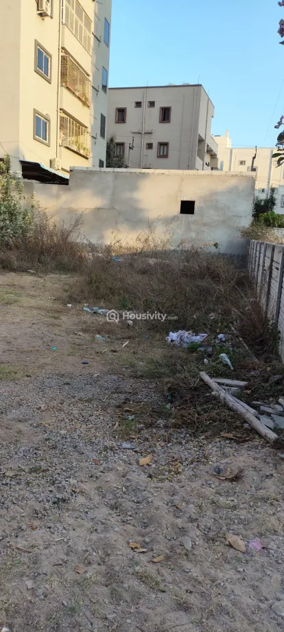 220 Sqyd Plot For Sale Image 2