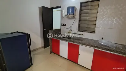 2 BHK Flat On Rent Image 2
