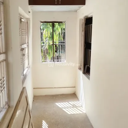 2 BHK Flat On Rent Image 1