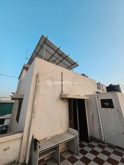 ₹2.05 Cr Image 2