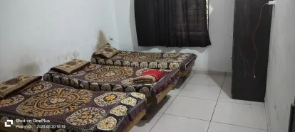 The Passengers Girl's hostel Image 7