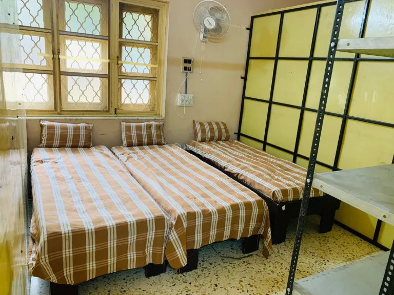 The 27 Hostel & PG Image 5