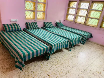 The 27 Hostel & PG Image 13